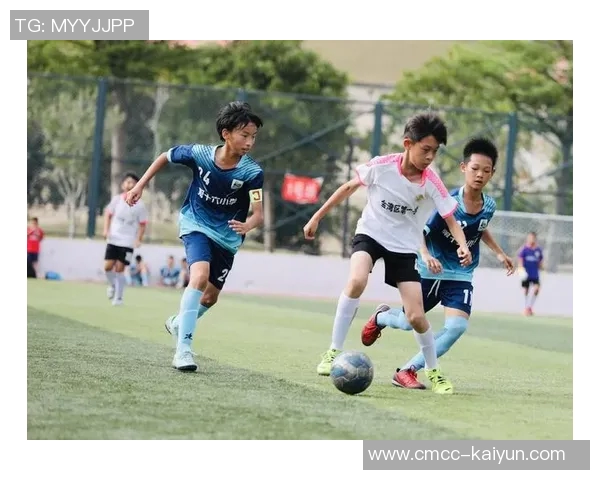 新疆小学足球队积极培养青少年足球人才助力校园体育发展