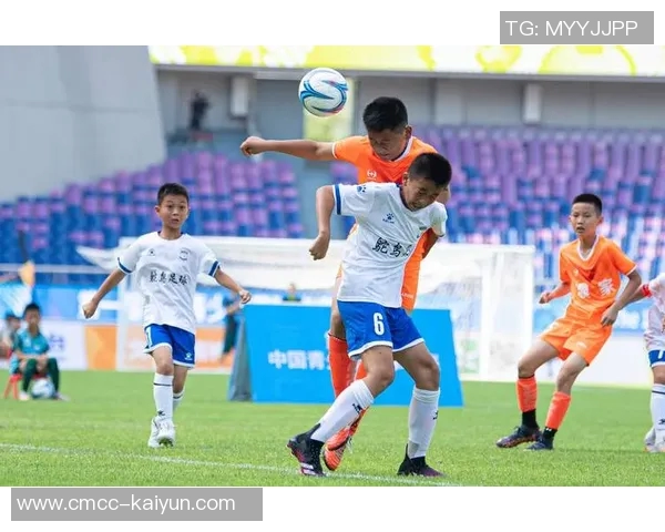 提升小学生足球技能的智能训练软件助力校园体育发展